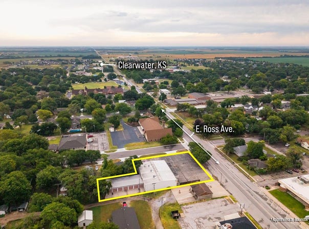 226 E Ross, Clearwater, KS 67026