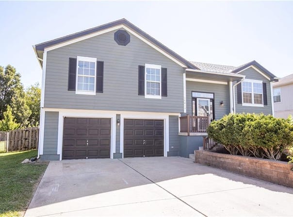 16413 Hight Avenue, Belton, MO 64012