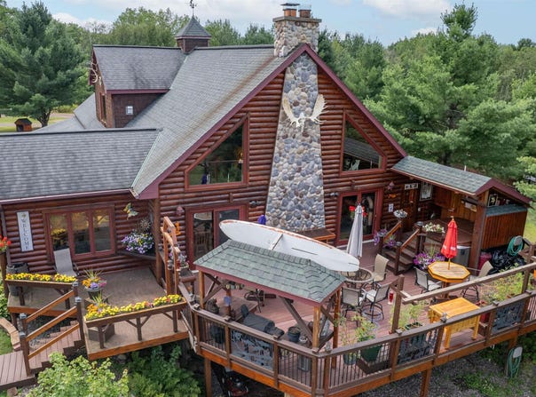 11911 E Rowe Rd, Lake Nebagamon, WI 54849