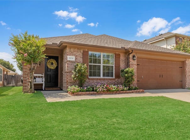 11717 Pinyon Pine Drive, Fort Worth, TX 76244
