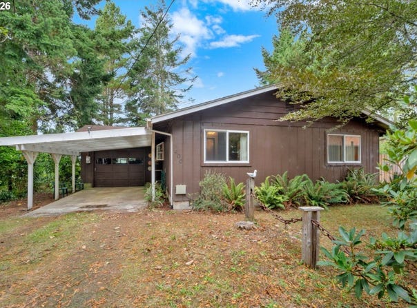 600 QUEENS Ct, Lakeside, OR 97449