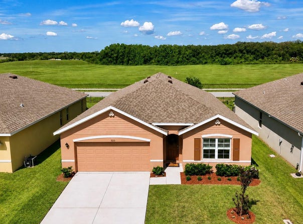 3020 BURROWING OWL Drive, MIMS, FL 32754