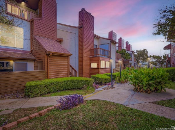 10527 Perrin Beitel, San Antonio, TX 78217