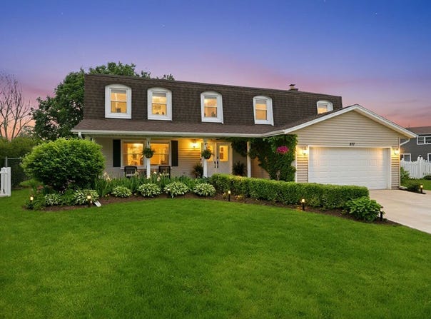 877 N Dovington Drive, Hoffman Estates, IL 60169