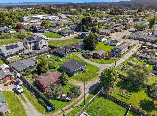 1181 Q Street, Arcata, CA 95521