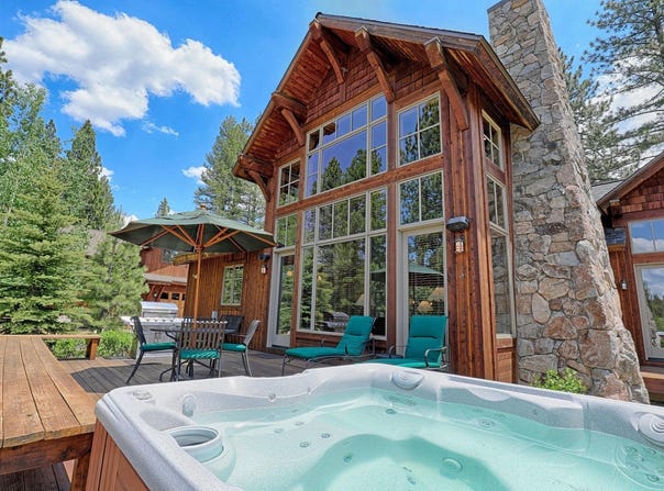 12238 Lookout Loop, Truckee, CA 96161