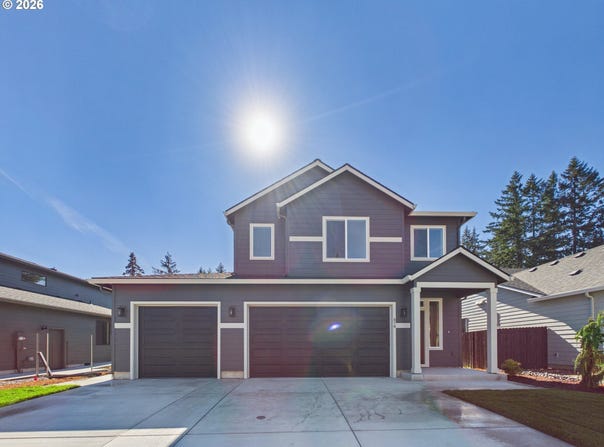 614 W 19TH St, LaCenter, WA 98629