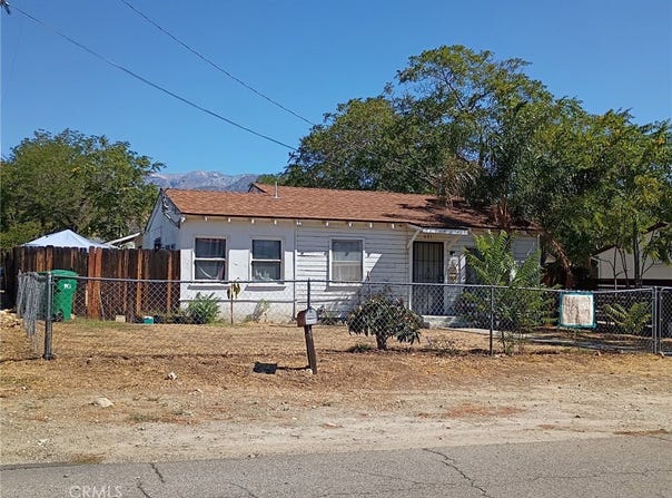 621 E Theodore, Banning, CA 92220