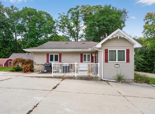 1628 Mull Road, Tipton, MI 49287