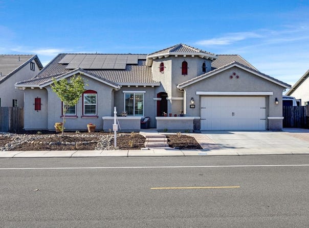 1367 Tannehill DR, MANTECA, CA 95337