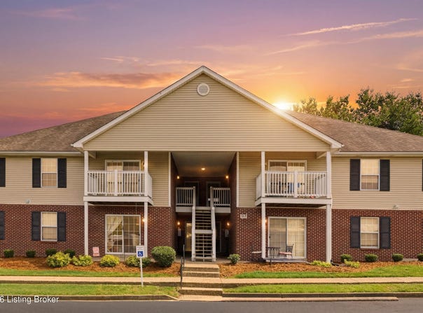 177 Central Blvd, Mt Washington, KY 40047