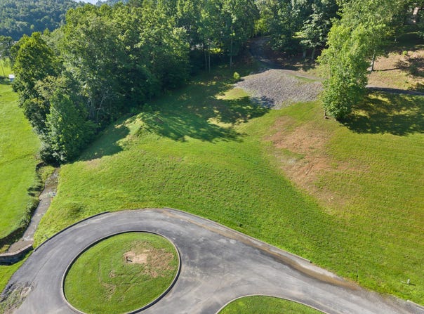 9998 & 9999 Weldon Pointe Road, Corbin, KY 40701