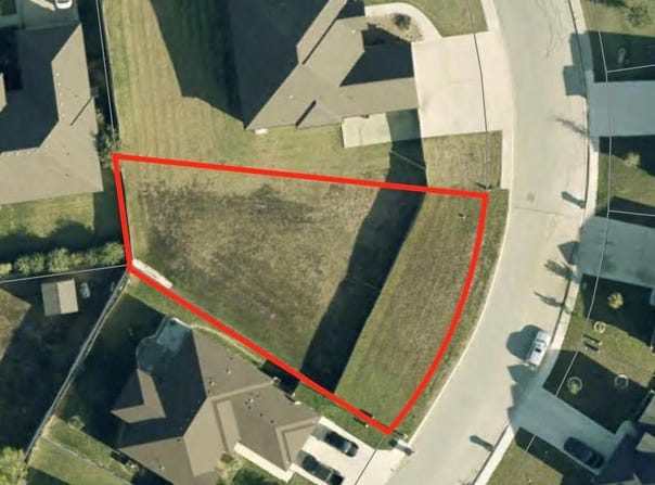 169 Greg Ln, Jarrell, TX 76537