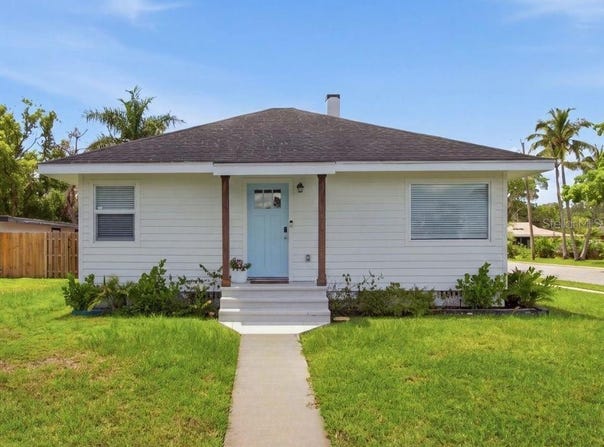 1902 SAINT GEORGE Drive, BRADENTON, FL 34208
