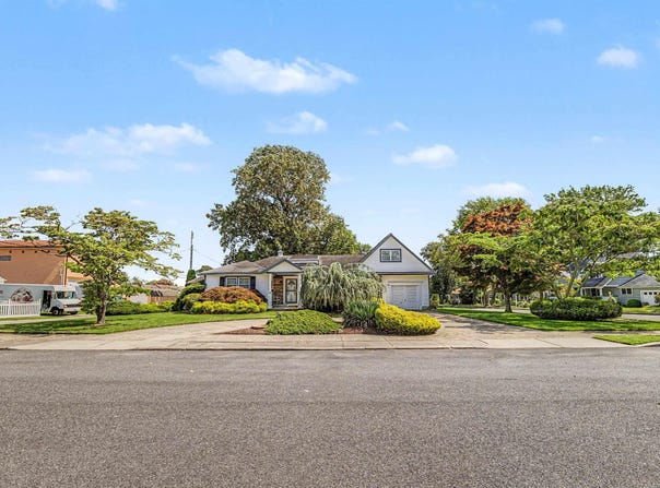 2110 Amherst, Northfield, NJ 08234
