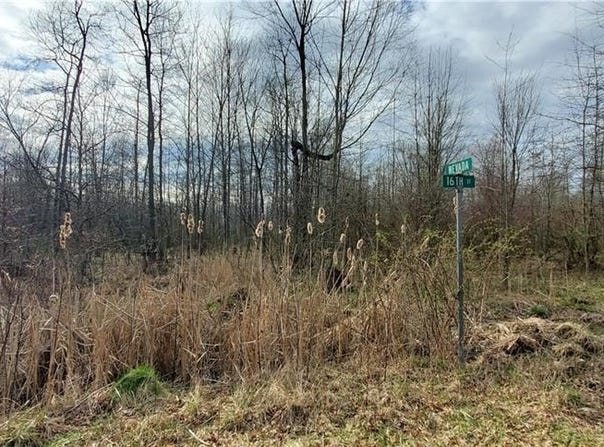 16th Street, Sebring, OH 44672
