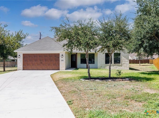 228 Plum Street, Luling, TX 78648