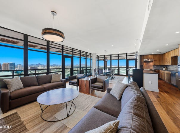 310 S 4TH Street, Phoenix, AZ 85004