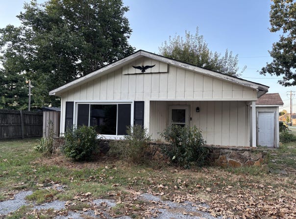 2107 S 18th Avenue, Ozark, MO 65721