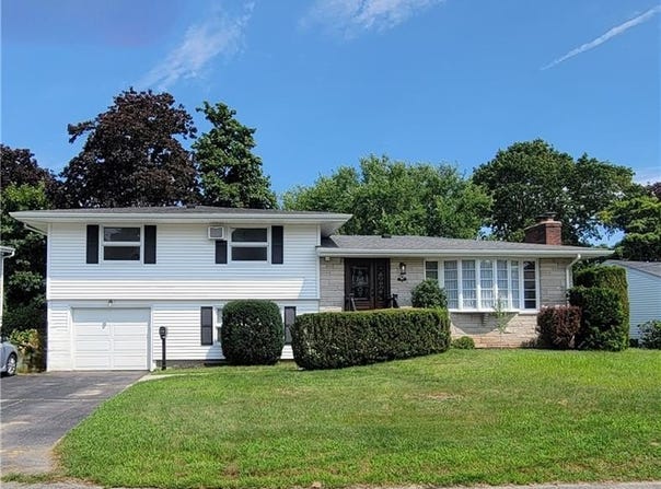 71 Sheffield Road, Cranston, RI 02920