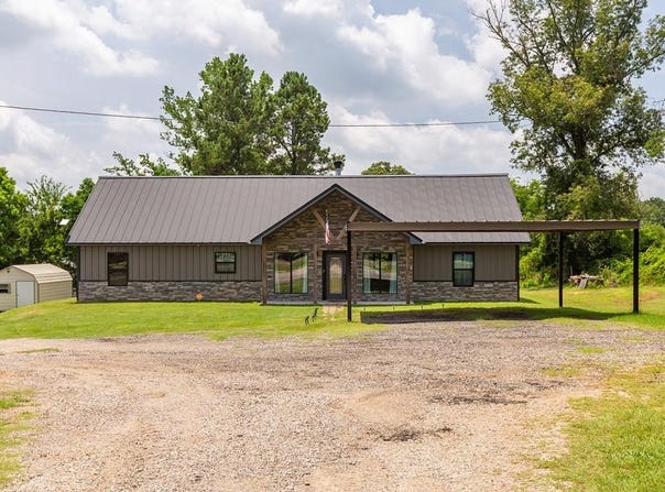 1122 FM 2140, Center, TX 75935