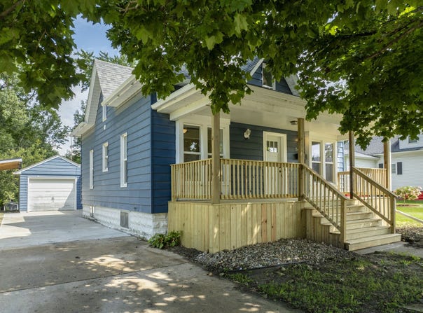 500 W 3rd Street, Sumner, IA 50674