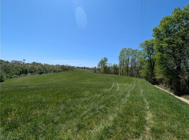 Sandy Lane, Chesterhill, OH 43728