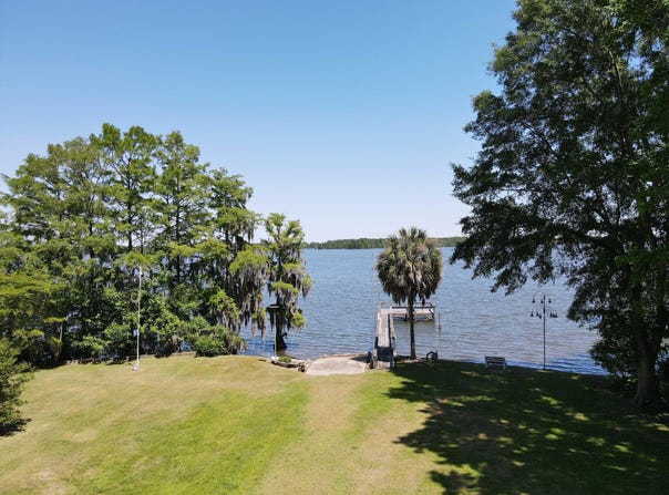 60 Pintail Lane, Elloree, SC 29047