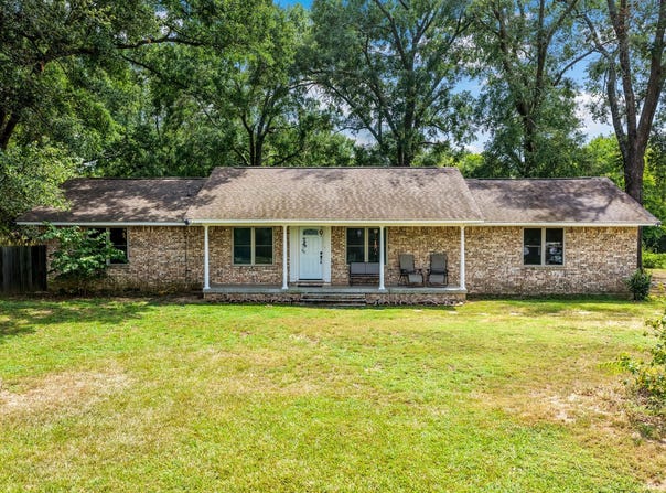 3259 Fm 557, Pittsburg, TX 75686