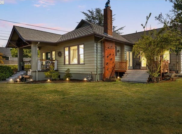518 SE ROBERTS Ave, Gresham, OR 97080