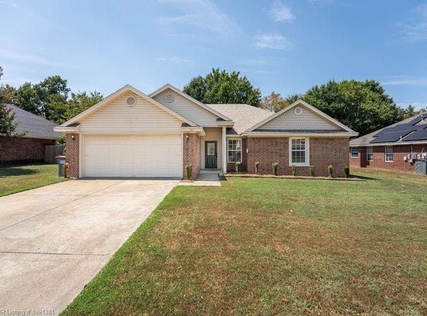311 S 14th ST, Lavaca, AR 72941