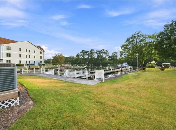 5 Harbor Watch Drive, Chesapeake, VA 23320
