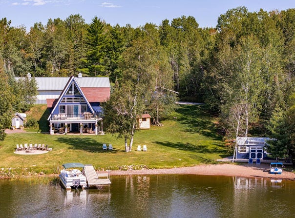 5226 Pontoon Bay Road, Duluth, MN 55803
