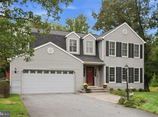 8825 CARDINAL FOREST Circle, LAUREL, MD 20723