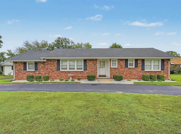 1144 Rodes Drive, Bowling Green, KY 42104