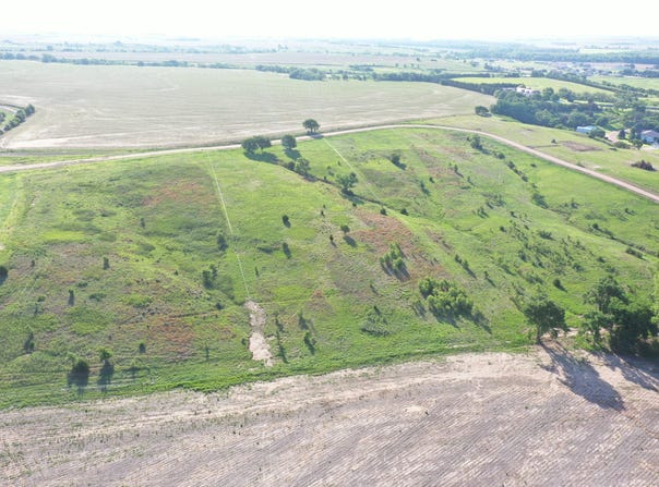 301 Outlook Drive, Cambridge, NE 69022