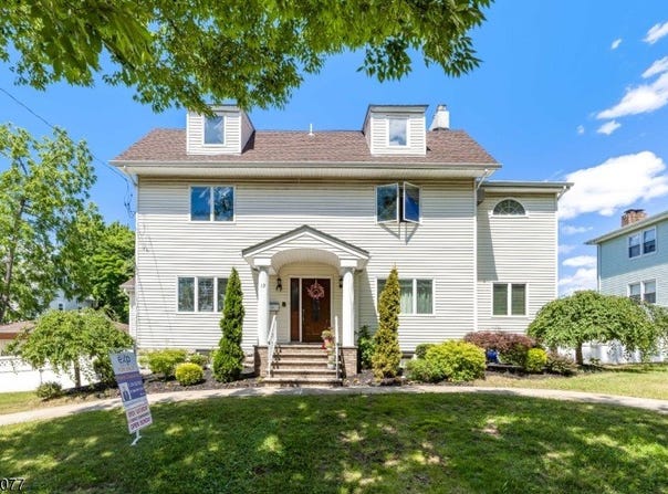 15 E Pierrepont Ave, Rutherford Boro, NJ 07070-2317