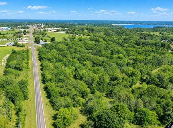 S 39 Highway, Stockton, MO 65785