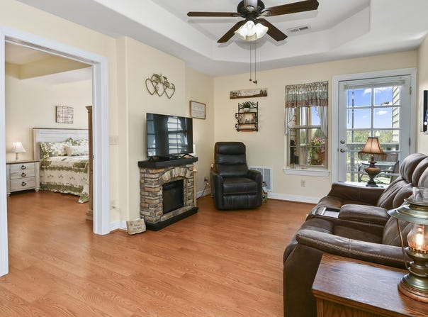 180 Grace Chapel Road, Blue Eye, MO 65611