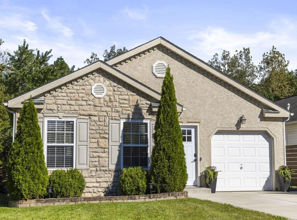2796 Sussex Place Drive, Grove City, OH 43123