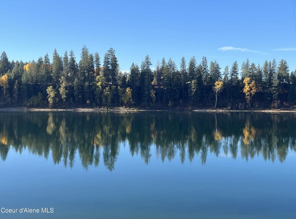 Kayak Loop lot: 3, Oldtown, ID 83822