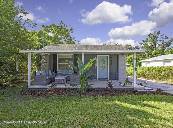 1815 E Seward Street, Tampa, FL 33604