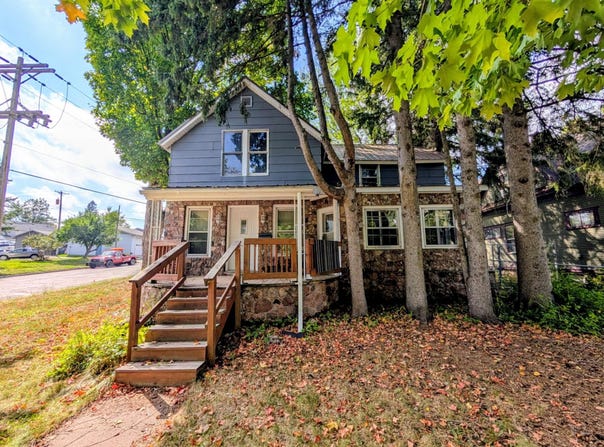 284 3RD AVE, Park Falls, WI 54552