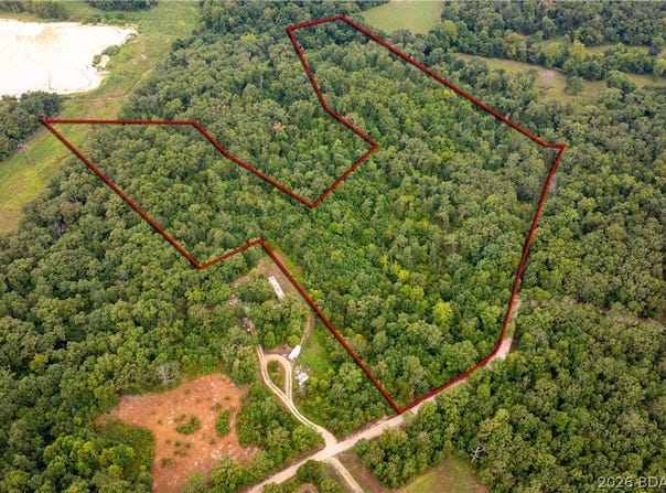 Flagstone Road, Gravois Mills, MO 65084