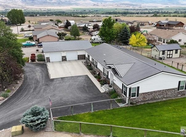 230 Redbird Lane, Challis, ID 83226