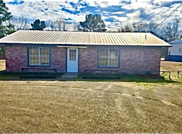 804 E Main Street, Omaha, TX 75571