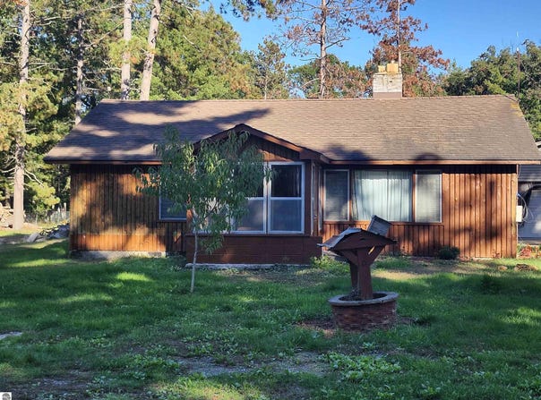 5810 E Esmond Road, Hale, MI 48739