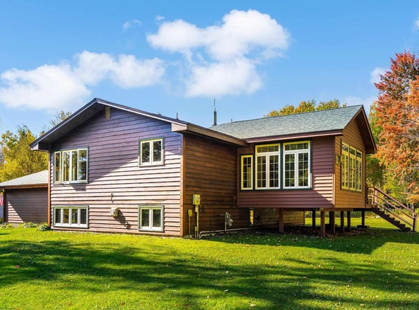 4633 Midway Rd, Hermantown, MN 55811