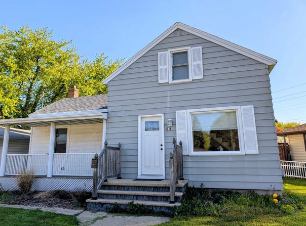 1718 E JOHN Street, APPLETON, WI 54915
