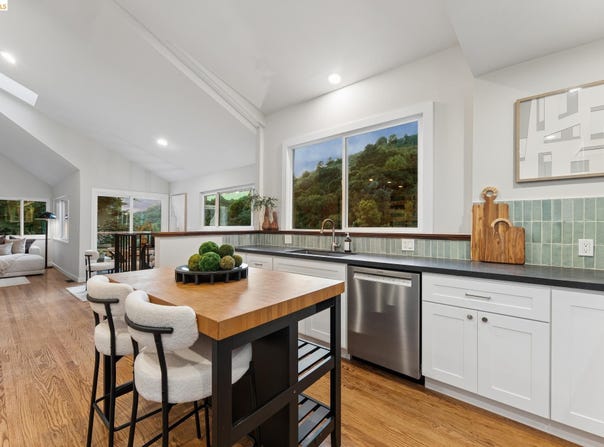 1053 Rispin Dr, Berkeley, CA 94705